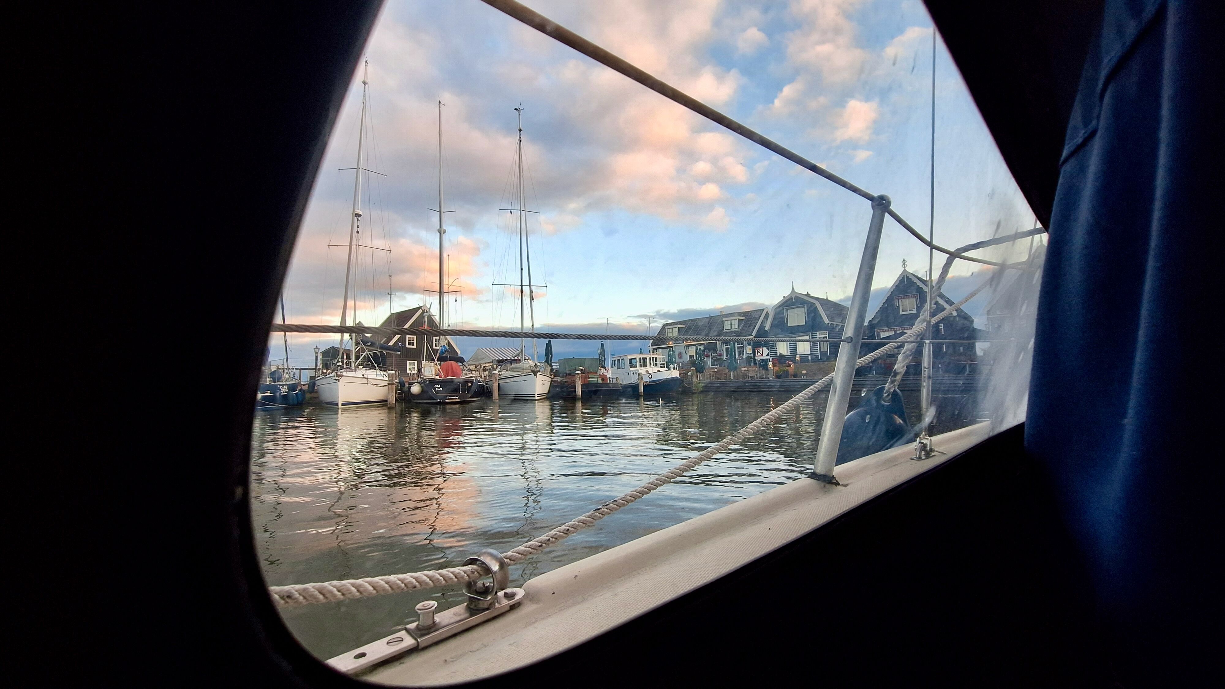 2025_im_Hafen_von_Marken.jpeg 